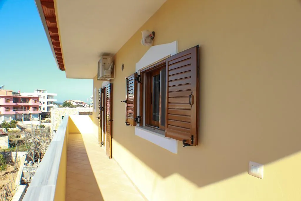Apartments Villa Landi Ksamil 0*,